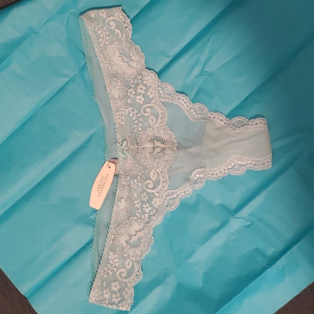 Victoria secret thong Medium
